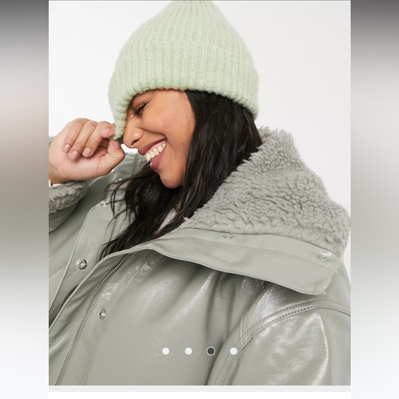 ASOS design curve faux leather jacket with teddy lining - Picture 3 of 12